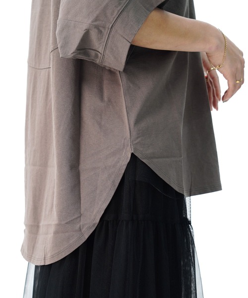 UNDICI・NOVE(ウンディッチノーベ)の「【AECA BLANC】アエカブラン/オーガニックコットン コクーンプルオーバー(Tシャツ/カットソー・レディース・ホワイト/ブラウン・M)」の11枚目の写真