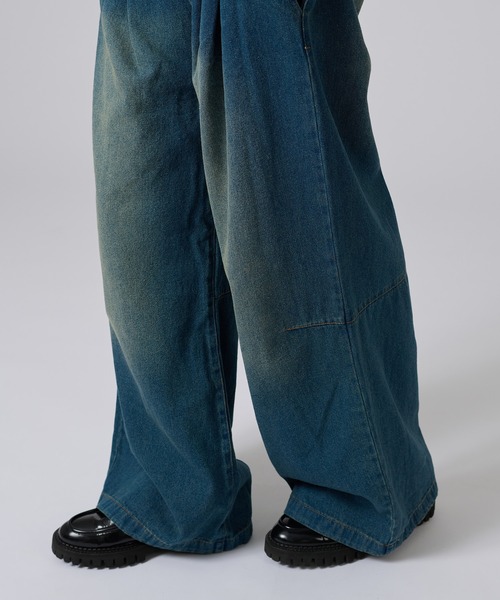 ONCILY（オンシェリー）の「OVER DYE CURVE DENIM PANTS/ オーバーダイカーブデニムパンツ（デニムパンツ・メンズ・ライトインディゴブルー/インディゴブルー/ブラック・LARGE/SMALL/MEDIUM）」の10枚目の写真