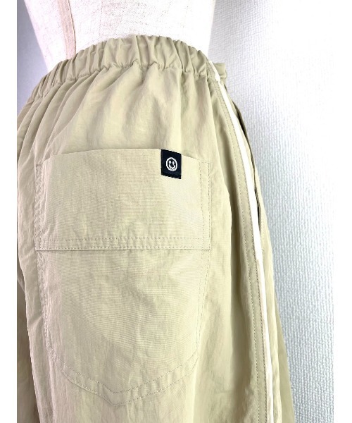 WORLD WIDE LOVE!(ワールドワイドラブ)の「グログランタックパンツ(その他パンツ・レディース・ベージュ/オフホワイト/ネイビー・1)」の15枚目の写真