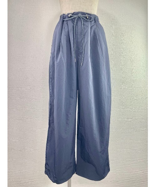 WORLD WIDE LOVE!(ワールドワイドラブ)の「グログランタックパンツ(その他パンツ・レディース・ベージュ/オフホワイト/ネイビー・1)」の16枚目の写真