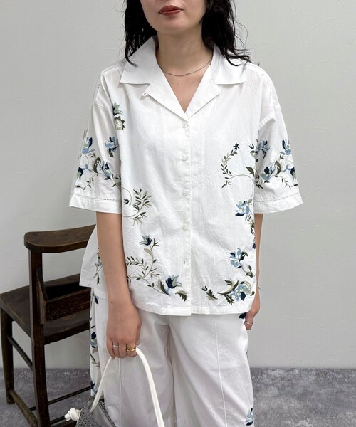 fredy emue(フレディエミュ)の「《セットアップ対応》カラフル刺繍シャツ(シャツ/ブラウス・レディース・ブラック/オフホワイト・38)」の12枚目の写真