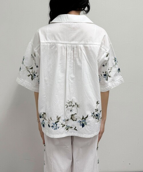 fredy emue(フレディエミュ)の「《セットアップ対応》カラフル刺繍シャツ(シャツ/ブラウス・レディース・ブラック/オフホワイト・38)」の18枚目の写真