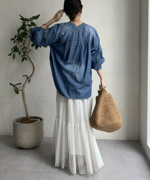 25ss ドゥドゥ　doudou デニムＶＶシャツ Ｖネック　美品 25ss ドゥドゥ doudou デニムVVシャツ Vネック 美品 - メルカリ