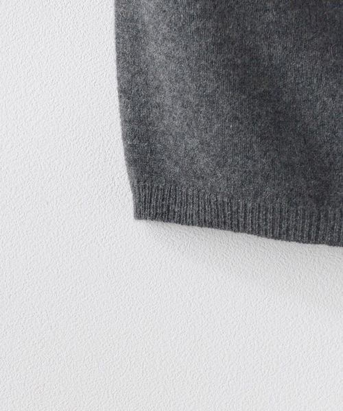 ADAWAS(アダワズ)の「ADAWAS/アダワス CASHMERE TUBE TOP チューブトップ(チューブトップ・レディース・グレー系/ナチュラル・FREE)」の4枚目の写真