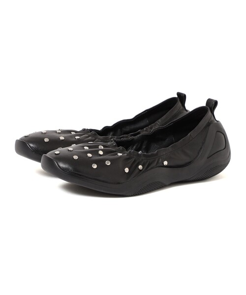 Ray BEAMS（レイビームス）の「MOHI / スタッズ シューズ（バレエシューズ・レディース・ダークブラウン/ブラック・38/37/36/39）」の3枚目の写真