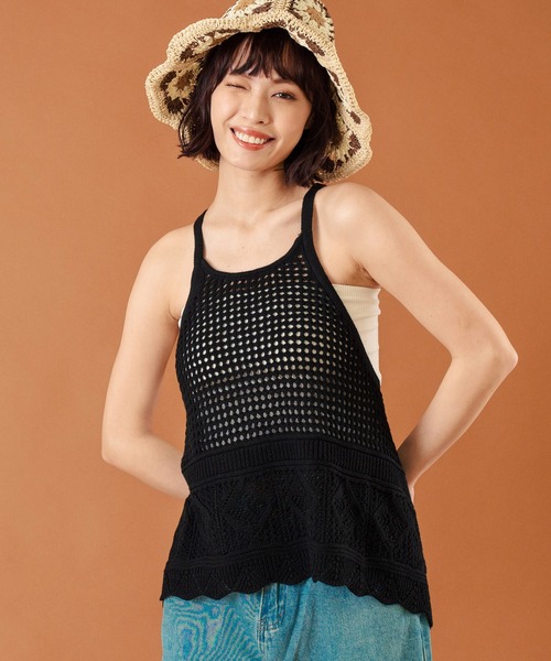 anap mimpi（アナップミンピ）の「裾スカラップ 透かし編みホルター キャミソール（キャミソール・レディース・キナリ/ブラック・FREE）」の2枚目の写真