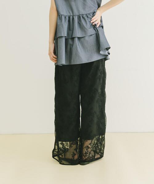 ITEMS URBANRESEARCH(アイテムズ アーバンリサーチ)の「シアー刺繍イージーパンツ(その他パンツ・レディース・ホワイト/ブラック・FREE)」の20枚目の写真