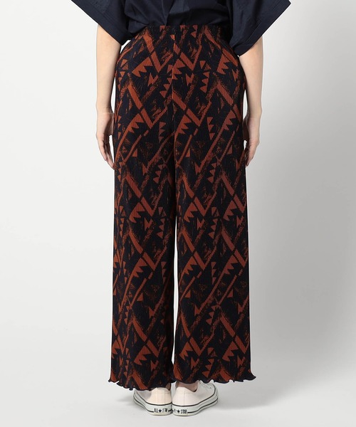 Grand PARK（グランドパーク）の「エスニック柄カットスムースパンツ（その他パンツ・レディース・ブラック×ホワイト/ネイビー系・FREE）」の10枚目の写真