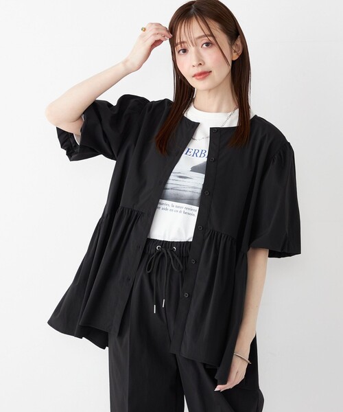 SHIPS Colors(シップス カラーズ)の「SHIPS Colors:〈接触冷感・UVカット・撥水〉マルチファンクション 羽織 シャツ◇(シャツ/ブラウス・レディース・ブラック/ブルー/ベージュ・ONE SIZE)」の18枚目の写真