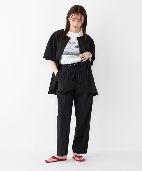 SHIPS Colors(シップス カラーズ)の「SHIPS Colors:〈接触冷感・UVカット・撥水〉マルチファンクション 羽織 シャツ◇(シャツ/ブラウス・レディース・ブラック/ブルー/ベージュ・ONE SIZE)」の16枚目の写真