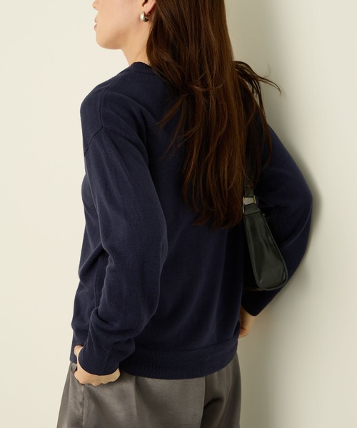 NAVY(ネイビー)の「nAvy カシミヤタッチVカーディガン(カーディガン/ボレロ・レディース・ネイビー/ブラック/チャコールグレー・M/L)」の15枚目の写真