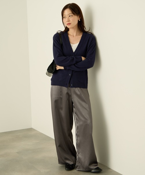 NAVY(ネイビー)の「nAvy カシミヤタッチVカーディガン(カーディガン/ボレロ・レディース・ネイビー/ブラック/チャコールグレー・M/L)」の14枚目の写真