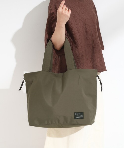 SHOO・LA・RUE（シューラルー）の「【撥水】ビッグ巾着トートバッグ（トートバッグ・レディース・ブラック/ブラウン系その他/ブルー・00）」の5枚目の写真