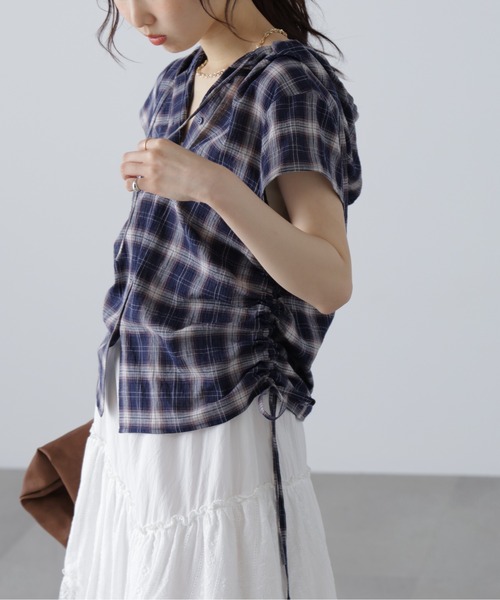FREE'S MART(フリーズマート)の「チェック柄フードキャップスリーブシャツ(シャツ/ブラウス・レディース・ベージュ系その他/ダークネイビー・FREE)」の7枚目の写真