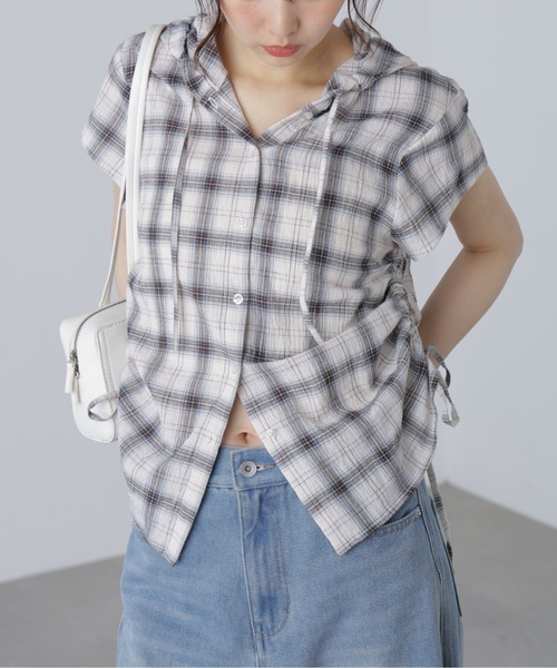 FREE'S MART(フリーズマート)の「チェック柄フードキャップスリーブシャツ(シャツ/ブラウス・レディース・ベージュ系その他/ダークネイビー・FREE)」の11枚目の写真