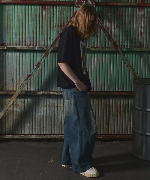 ANEDIST（アンディスト）の「グラフィックプリントTシャツ（Tシャツ/カットソー・メンズ・チャコールグレー/ブラック/ホワイト・L/M）」の7枚目の写真