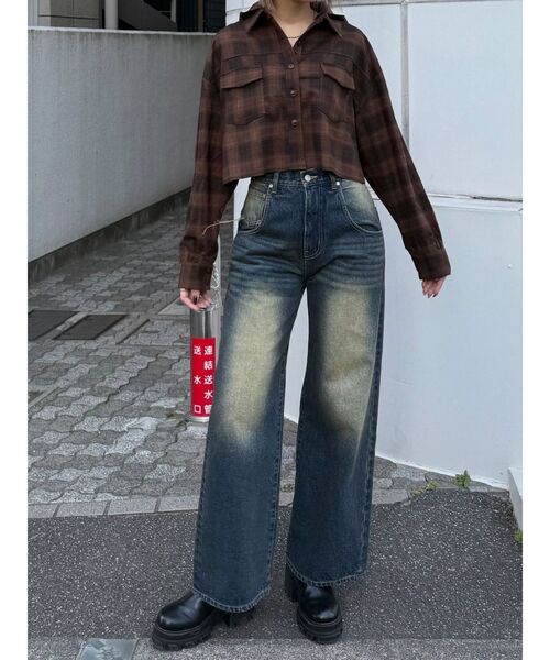 EMODA(エモダ)の「クロップフードシャツ(シャツ/ブラウス・レディース・ブラック/カーキ/ブラウン・FREE)」の14枚目の写真