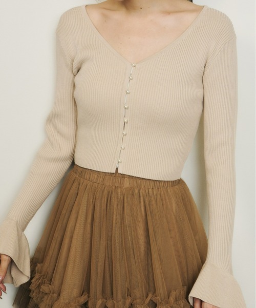 Olu.（オルドット）の「パールショート丈カーディガン（カーディガン/ボレロ・レディース・ボルドー/ブラック/グレー/ベージュ・FREE）」の10枚目の写真