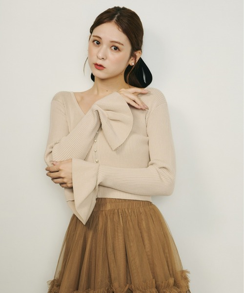 Olu.（オルドット）の「パールショート丈カーディガン（カーディガン/ボレロ・レディース・ボルドー/ブラック/グレー/ベージュ・FREE）」の11枚目の写真