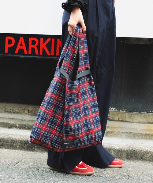 チェック ショッパー L（ポーチ）｜bpr BEAMS（ビーピーアール