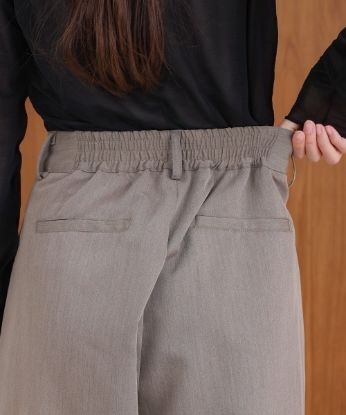 Bab(バブ)の「【S・Mサイズ展開】トリプルタックワイドパンツ(スラックス・レディース・アイボリー/チャコールグレー/グレー系その他・MEDIUM)」の16枚目の写真