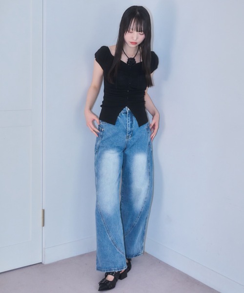 mellowneon(メロウネオン)の「ローズチョーカー付きシャーリングトップス(シャツ/ブラウス・レディース・アイボリー/ブラック・FREE)」の18枚目の写真