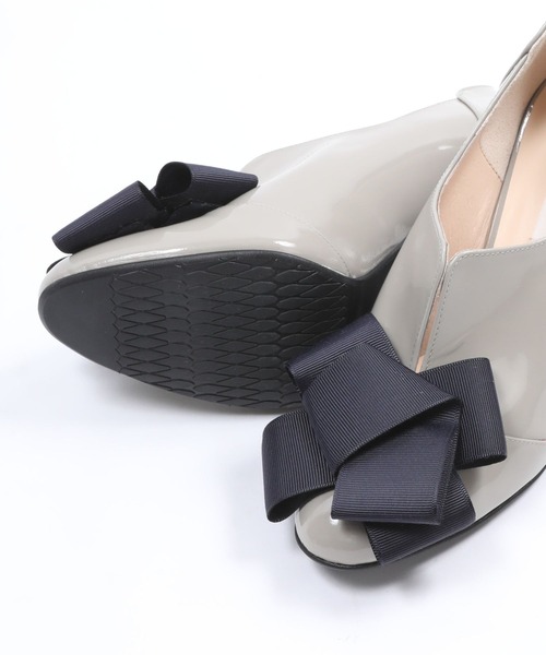 SEVEN TWELVE THIRTY（セヴントゥエルヴサーティー）の「【レイン対応】LovelyWalk リボンブーティ（レインシューズ・レディース・ピンクベージュ/グレー/ブラック・24.5cm/24cm/23.5cm/23cm/22.5cm）」の10枚目の写真