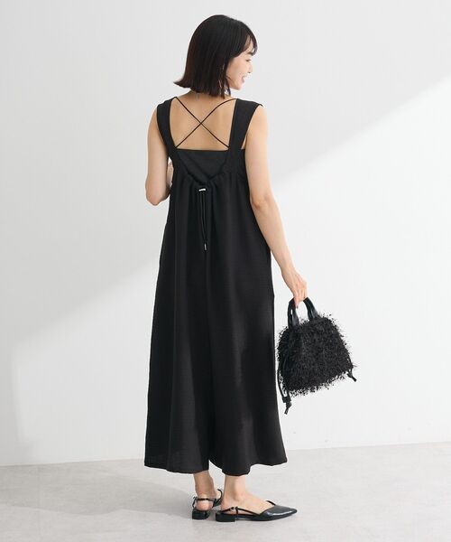 Green　Parks（グリーンパークス）の「接触冷感 麻調ゆったりサロペット（サロペット/オーバーオール・レディース・ブラウン/ブラック/グレー・FREE）」の18枚目の写真