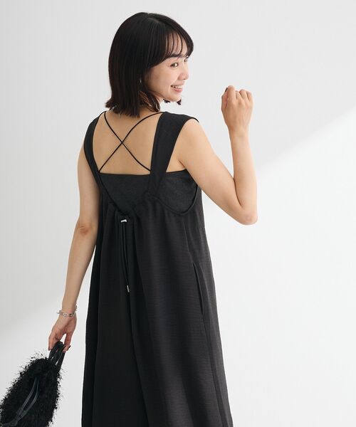 Green　Parks（グリーンパークス）の「接触冷感 麻調ゆったりサロペット（サロペット/オーバーオール・レディース・ブラウン/ブラック/グレー・FREE）」の14枚目の写真