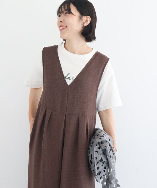 Green　Parks（グリーンパークス）の「接触冷感 麻調ゆったりサロペット（サロペット/オーバーオール・レディース・ブラウン/ブラック/グレー・FREE）」の17枚目の写真