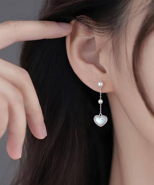 VIBGYOR(ヴィブジョー)の「【IZU】 ハートパール&チェーンピアス(シルバー/ゴールド)(ピアス(両耳用)・レディース・シルバー/ゴールド・FREE)」の2枚目の写真