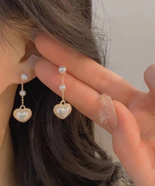 VIBGYOR(ヴィブジョー)の「【IZU】 ハートパール&チェーンピアス(シルバー/ゴールド)(ピアス(両耳用)・レディース・シルバー/ゴールド・FREE)」の1枚目の写真