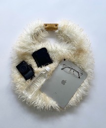 igi（イジ）の「MUDDY DOG TOTE  / バイカラーラウンドファーバッグ（トートバッグ）」