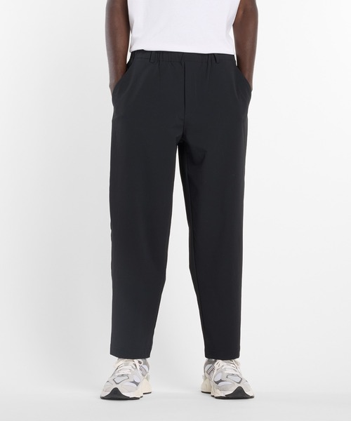 NEW BALANCE（ニューバランス）の「NB Grey テーパード パンツ（スラックス・メンズ・ダークグレー/ブラック・LARGE/XX-LARGE/X-LARGE/MEDIUM/SMALL）」の2枚目の写真