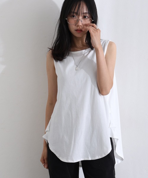 ElegChic(エレグシック)の「脇 タック ノースリーブトップス(タンクトップ・レディース・ホワイト/ベージュ/ブラック・M/XL/4L)」の2枚目の写真