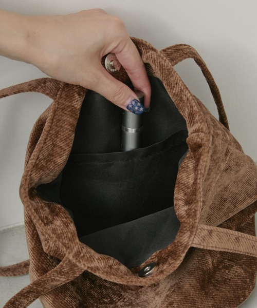 Aunt Marie's（アントマリーズ）の「ライトコーデュロイミニバッグ（トートバッグ・レディース・ブラウン/ピンク/ブラック・FREE）」の4枚目の写真