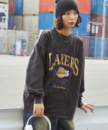 NBA（エヌビーエー）の「NBA/エヌビーエー 別注 チームロゴ刺繍/プリント ヴィンテージ加工 ビッグシルエットロンT（Tシャツ/カットソー）」