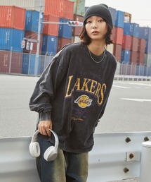 NBA（エヌビーエー）の「NBA/エヌビーエー 別注 チームロゴ刺繍/プリント ヴィンテージ加工 ビッグシルエットロンT（Tシャツ/カットソー）」