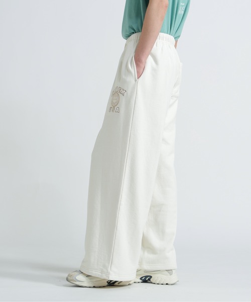 AVIREX(アヴィレックス)の「《直営店限定》AVIREX 50th VARSITY PANTS/バーシティーパンツ(スウェットパンツ・レディース・エンジ/チャコールグレー/オフホワイト・S/M)」の13枚目の写真