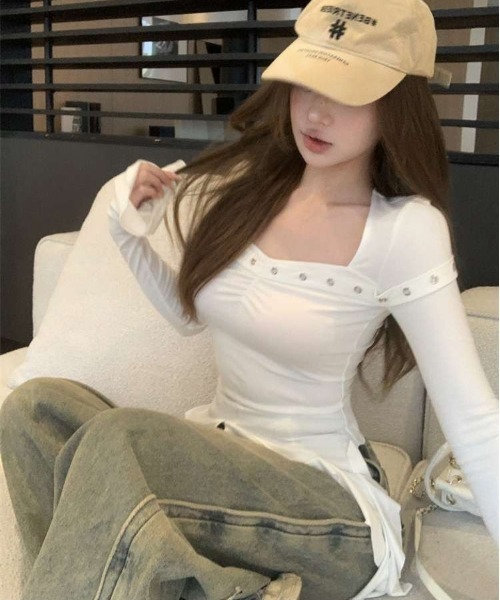 lilful(リルフル)の「スタッズ付き アシンメトリーフリルトップス アイレット(Tシャツ/カットソー・レディース・ブラック/ホワイト・M/S)」の20枚目の写真