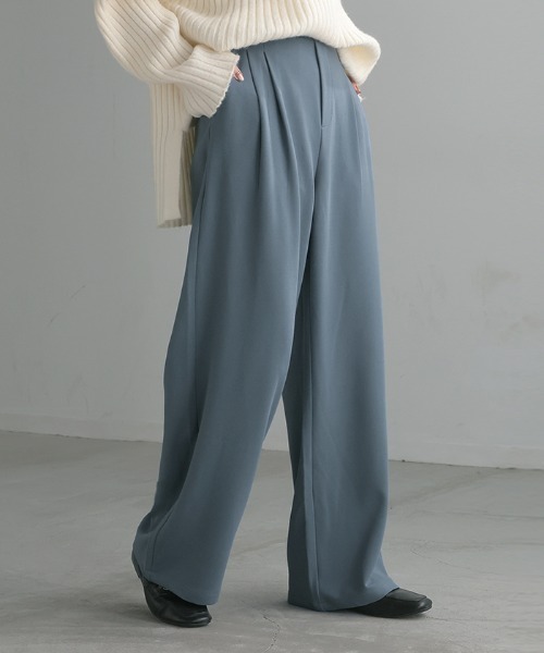 HUG.U（ハグユー）の「＜選べる3丈/2タイプ＞ シワになりにくい美シルエットパンツ（その他パンツ・レディース・ブラック/ネイビー/ブラウン/レッド/オリーブ/ブラック系その他/ブラウン系その他/グリーン系その他/ブルー系その他/レッド系その他/グレイッシュブルー/ブルー系その他2・M(レギュラー丈)/M(トール丈)/L(レギュラー丈)/L(トール丈)/M(ショート丈)/L(ショート丈)）」の10枚目の写真