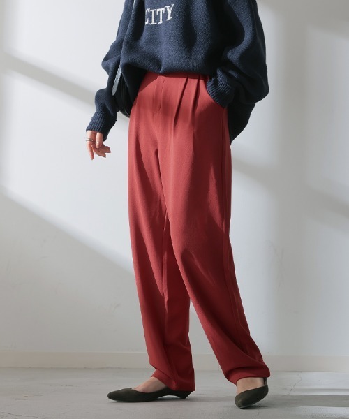 HUG.U（ハグユー）の「＜選べる3丈/2タイプ＞ シワになりにくい美シルエットパンツ（その他パンツ・レディース・ブラック/ネイビー/ブラウン/レッド/オリーブ/ブラック系その他/ブラウン系その他/グリーン系その他/ブルー系その他/レッド系その他/グレイッシュブルー/ブルー系その他2・M(レギュラー丈)/M(トール丈)/L(レギュラー丈)/L(トール丈)/M(ショート丈)/L(ショート丈)）」の13枚目の写真