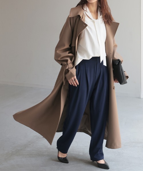 HUG.U（ハグユー）の「＜選べる3丈/2タイプ＞ シワになりにくい美シルエットパンツ（その他パンツ・レディース・ブラック/ネイビー/ブラウン/レッド/オリーブ/ブラック系その他/ブラウン系その他/グリーン系その他/ブルー系その他/レッド系その他/グレイッシュブルー/ブルー系その他2・M(レギュラー丈)/M(トール丈)/L(レギュラー丈)/L(トール丈)/M(ショート丈)/L(ショート丈)）」の17枚目の写真