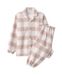 新品未使さえらピンク 刺繍入り割烹着ルームウェア(ゆったり)●肩小さいシミみっけ 新品未使さえらピンク 刺繍入り割烹着ルームウェア(ゆったり)○肩