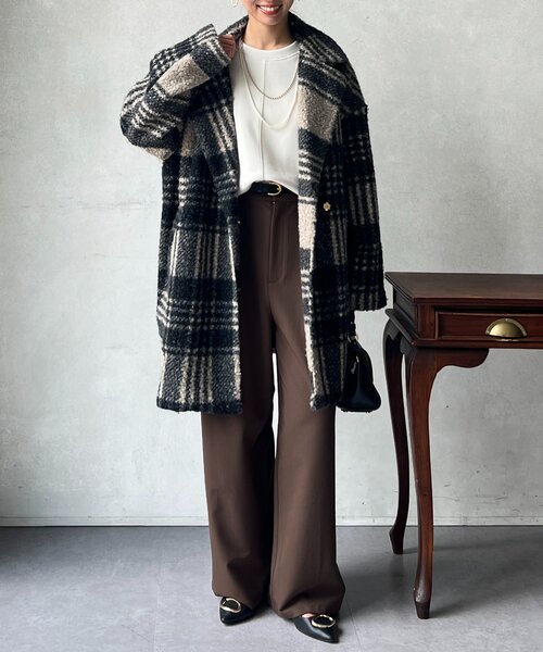 Chez toi（シェトワ）の「ブークレファーチェックコート（その他アウター・レディース・グレイッシュベージュ/ネイビー/ベージュ・FREE）」の8枚目の写真