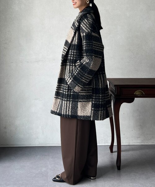 Chez toi（シェトワ）の「ブークレファーチェックコート（その他