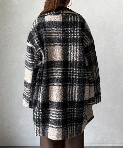 Chez toi（シェトワ）の「ブークレファーチェックコート（その他アウター・レディース・グレイッシュベージュ/ネイビー/ベージュ・FREE）」の21枚目の写真