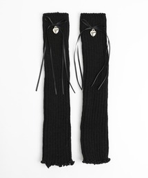 URBAN CHERRY（アーバンチェリー）の「ハートチャームリボンレッグウォーマー（レッグウォーマー）」