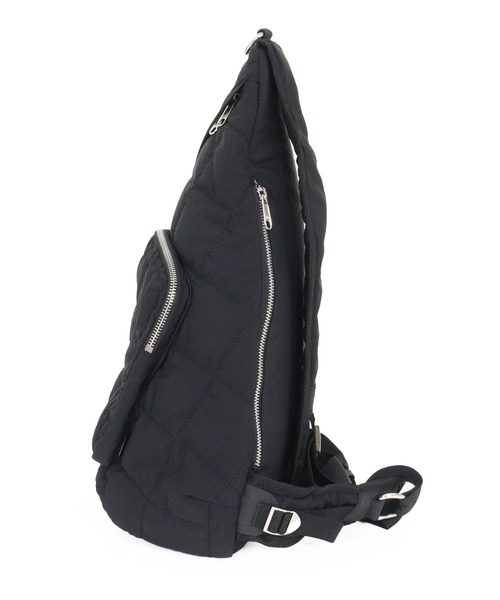 ADAM PATEK(アダムパテック)の「ADAMPATEK/square quilt sling bag/ワンショルダースクエアキルトスリングバック(ボディバッグ/ウエストポーチ・メンズ・グレー/ブラック・FREE)」の11枚目の写真