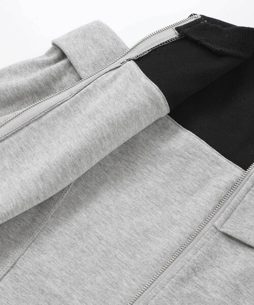 ZIDDY（ジディ）の「オフショルダージップトップス(130~160cm)（Tシャツ/カットソー・キッズ・グレー/ブラック・130cm/FREE/150cm/140cm）」の19枚目の写真